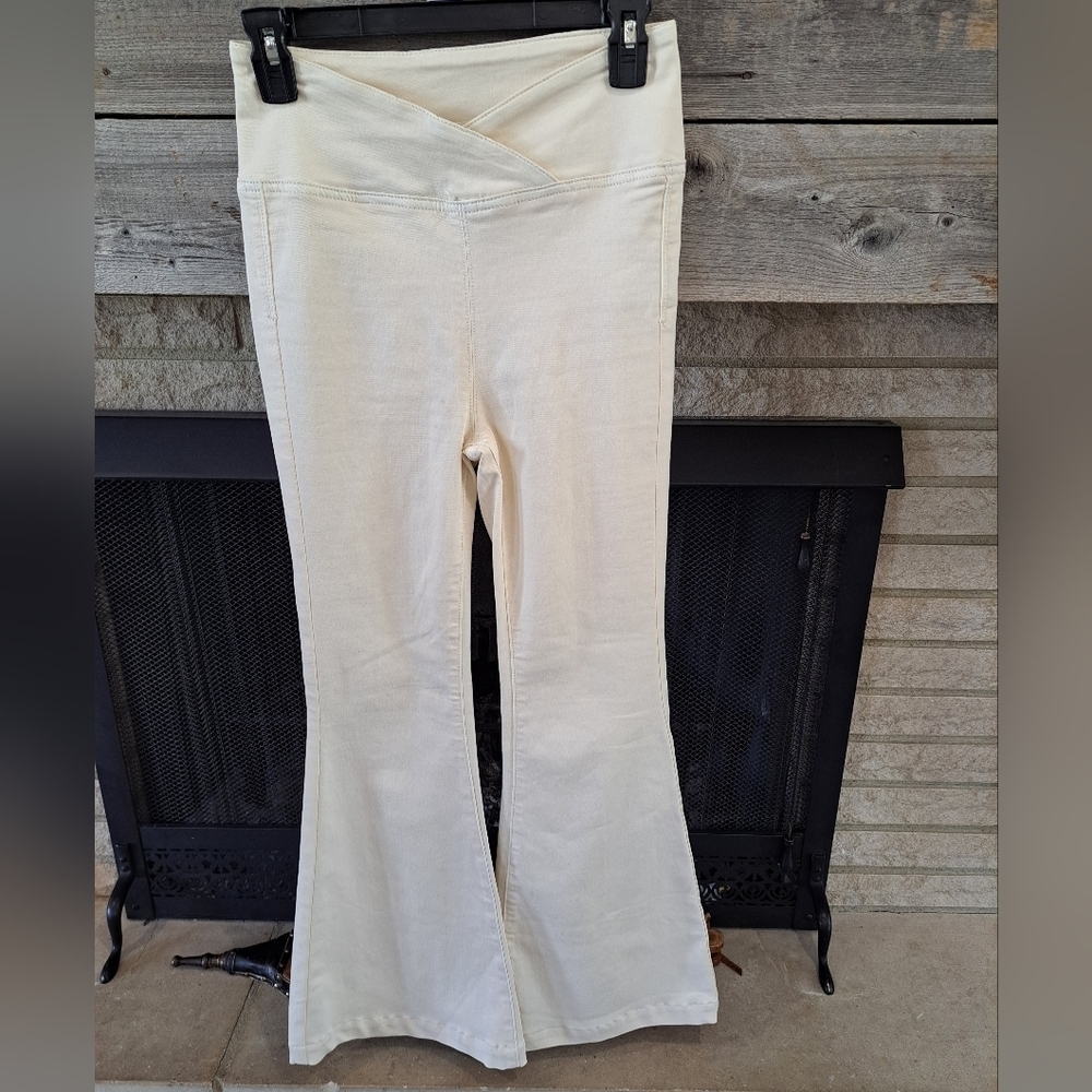 Free People Venice Beach Flare Jeans Pants Pull On Size 26 Women's Beige Boho
